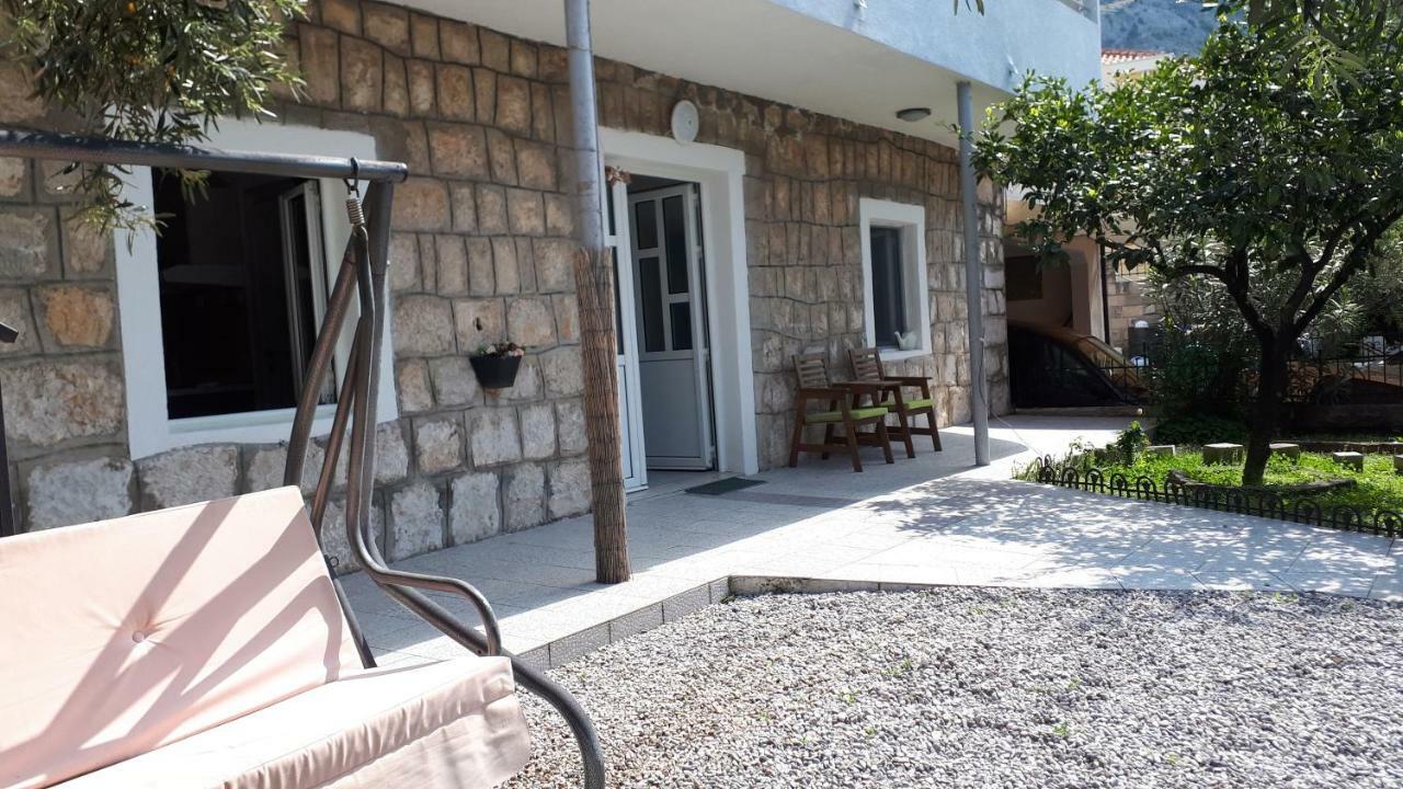 Studio Apartments Ilija Kotor Exteriör bild