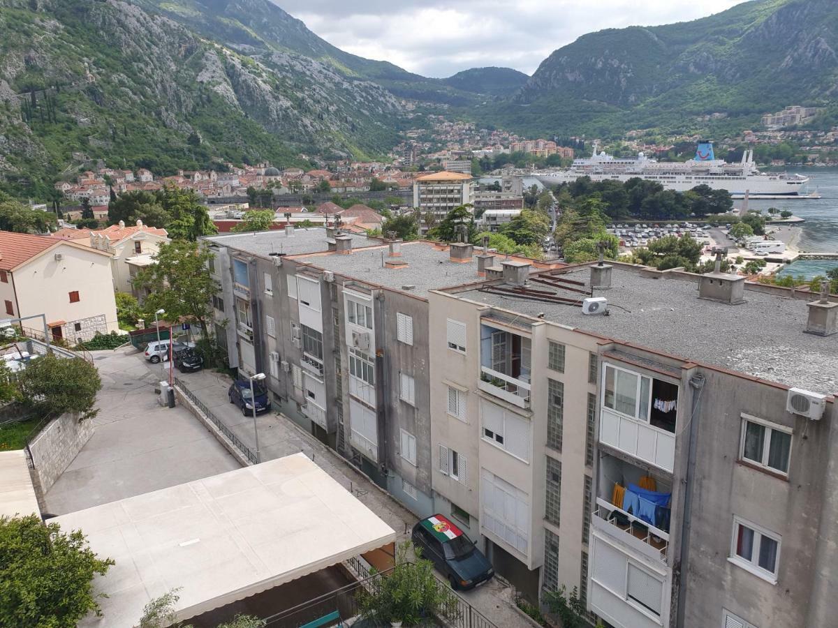 Studio Apartments Ilija Kotor Exteriör bild